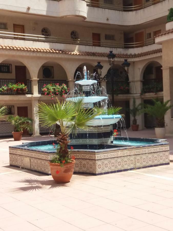 Bonito Apartamento Con Varias Piscinas Salou Exterior photo