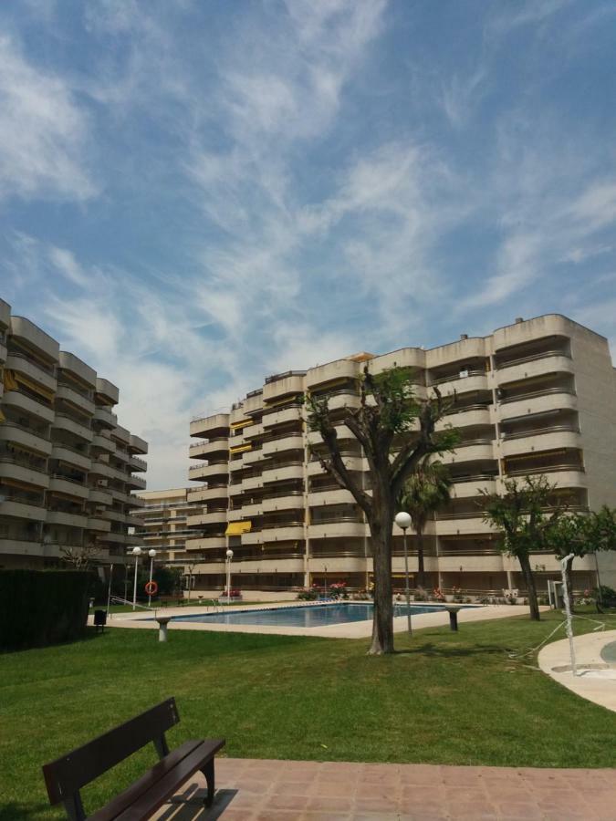 Bonito Apartamento Con Varias Piscinas Salou Exterior photo